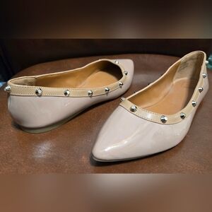 14th & Union Patent Leather Studded Flats Sz 7.5 Tan